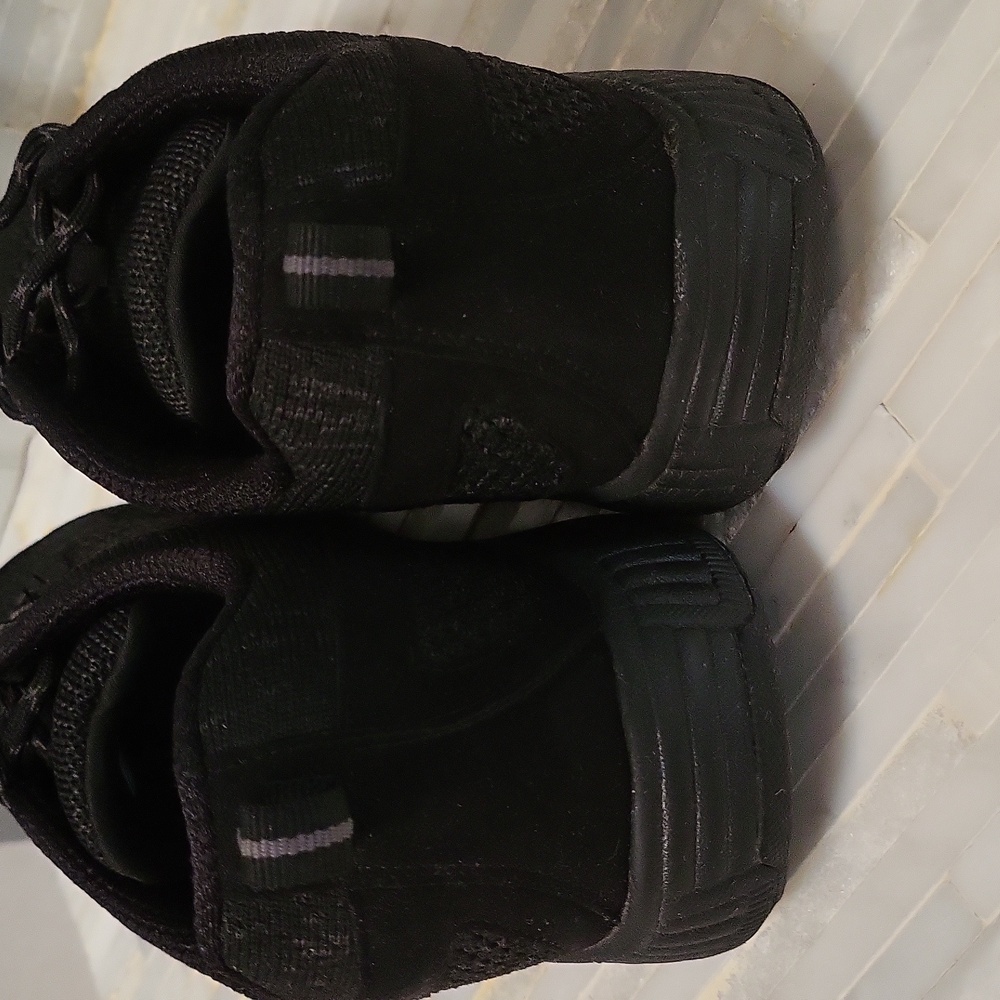 Women's Ortho Feet Sneakers - Picture 5 of 14